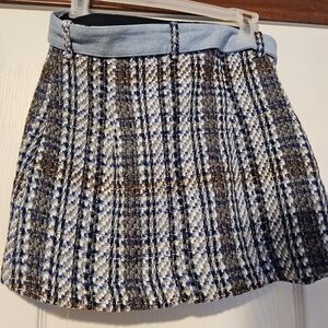 1 New  Zara Size medium blue Skirt